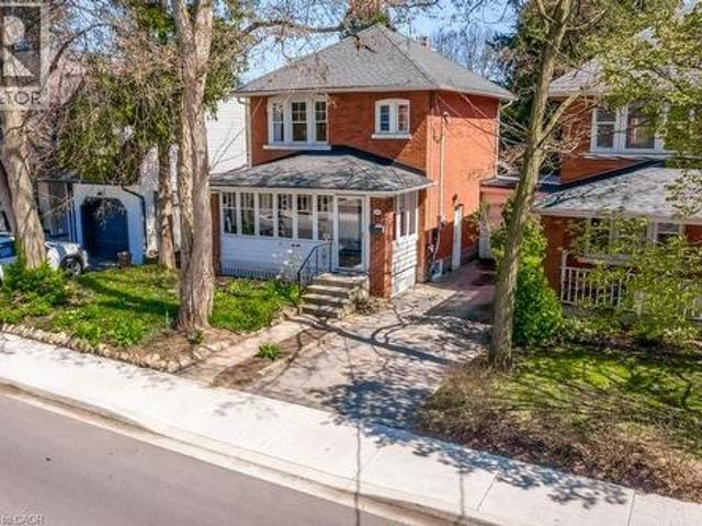 House for sale in Burlington, Ontario