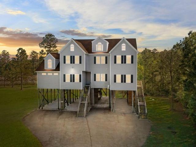 Condo for sale in Bayboro, North Carolina