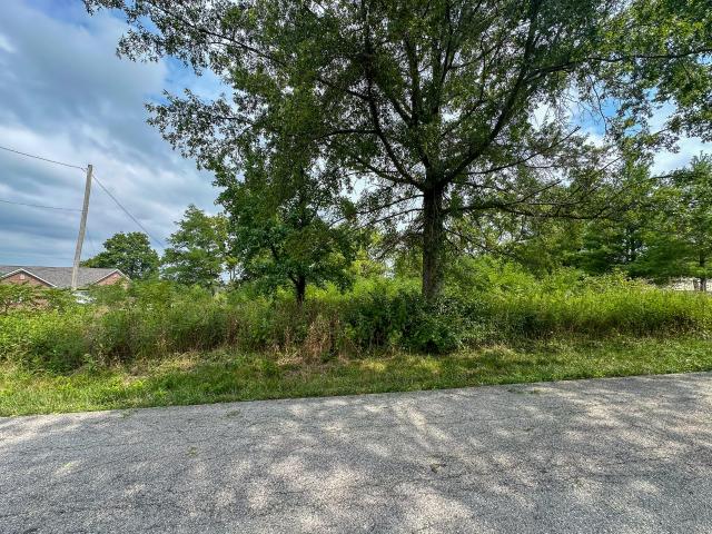 Land for sale in Versailles