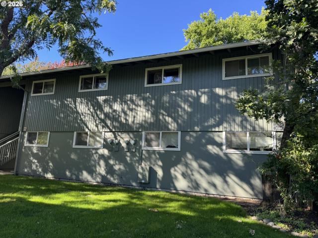 House for sale in Eugene, Lane County