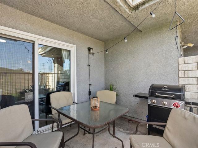 Townhouse for sale in Carson, West Carson