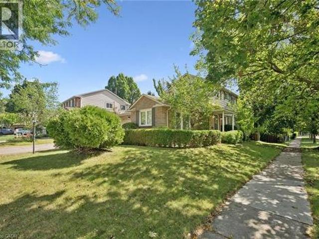 House for sale in Burlington, Ontario