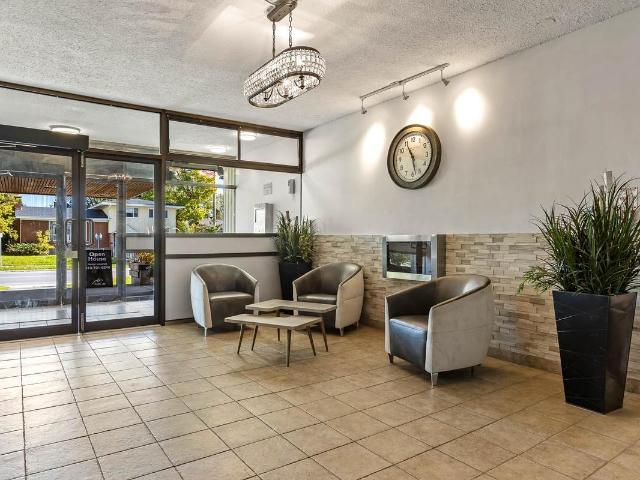 Apartment for rent in College, Ottawa