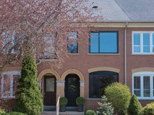 Townhouse for sale in Woburn, Ontario