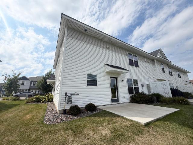 Townhouse for sale in Farmington, Minnesota