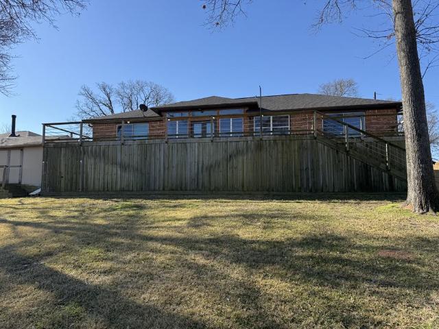 House for sale in Henderson, Texas