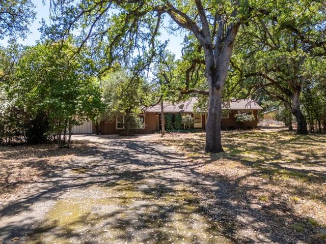 House for sale in Shasta, California