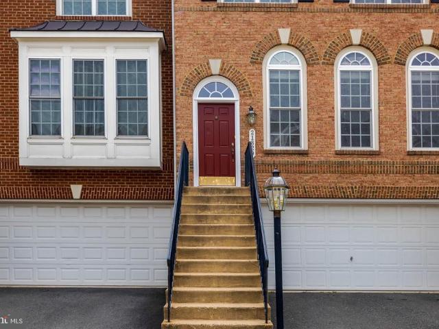 Townhouse for sale in Virginia