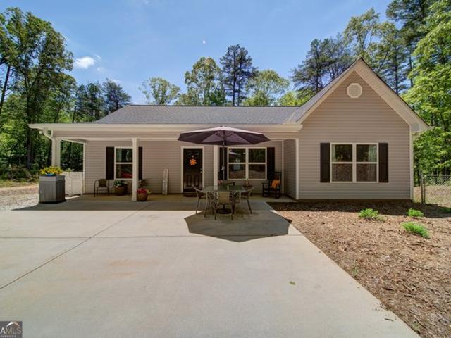 House for sale in Dahlonega, Georgia