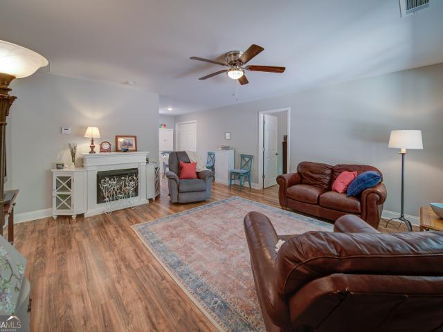 House for sale in Dahlonega, Georgia