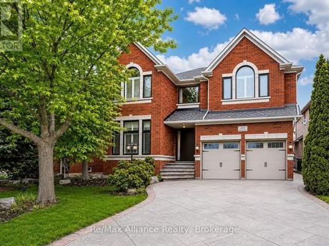 House for sale in Oakville, Ontario