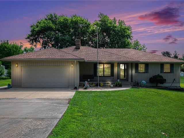 House for sale in Basehor