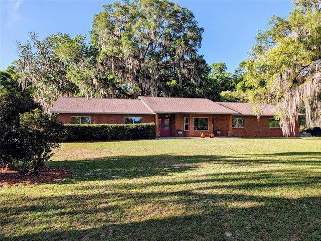 House for sale in High Springs, Florida