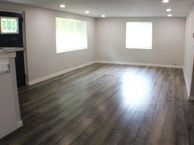 House for sale in Stone, Missouri