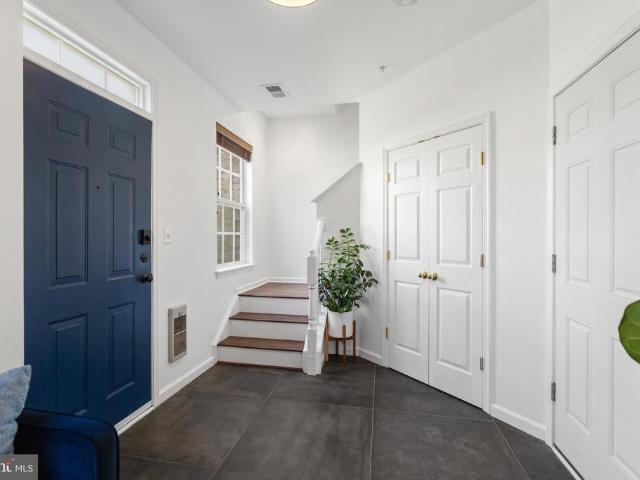 Condo for sale in Virginia