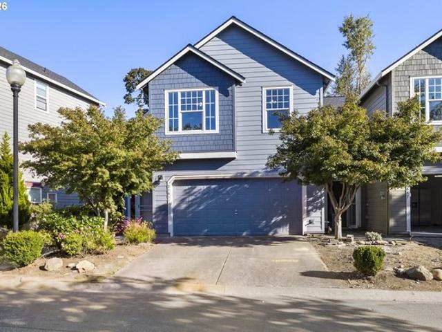 Townhouse for sale in Fairview Terrace, Fairview