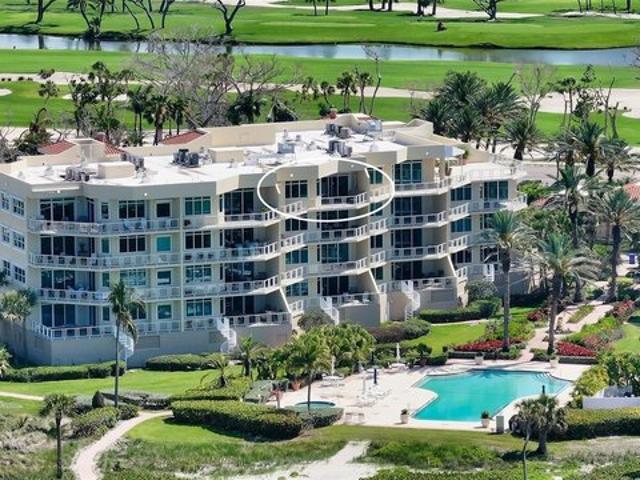 Condo for sale in Longboat Key, Manatee County