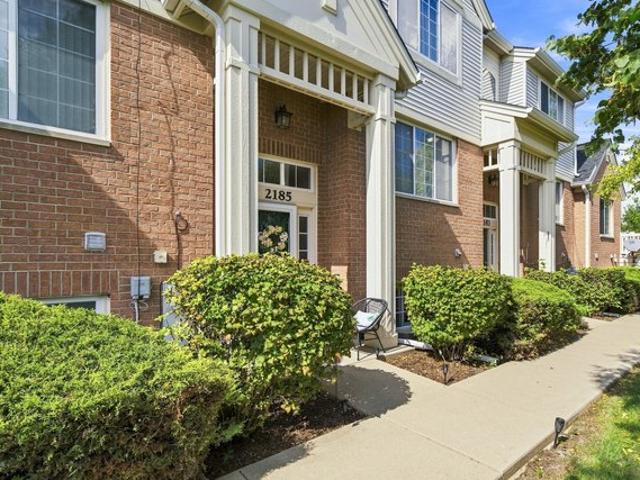 Townhouse for sale in Addison, Illinois