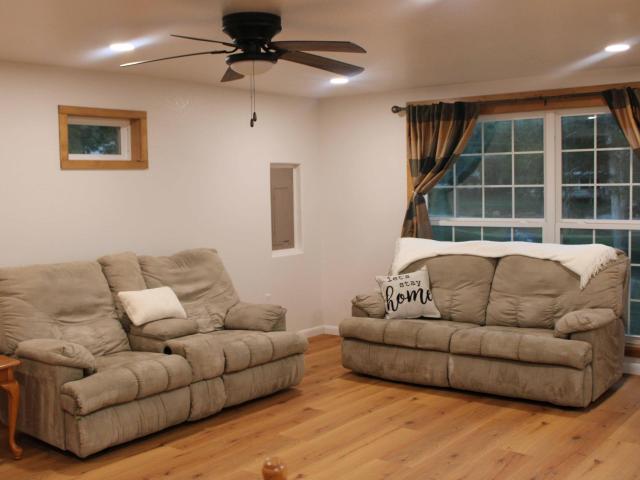 House for sale in Cassville, Barry County
