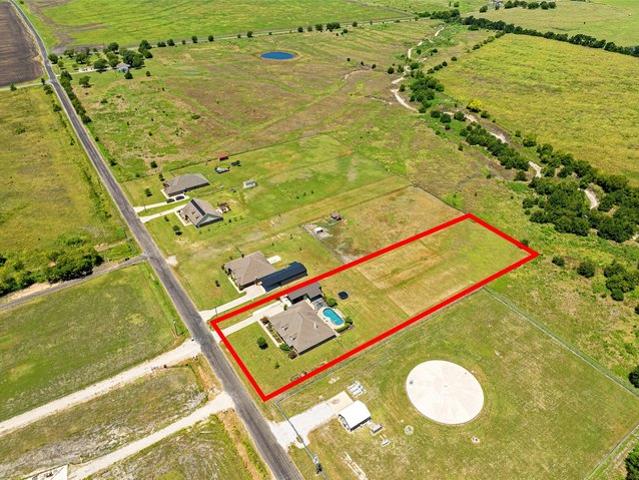 House for sale in Farmersville, Texas