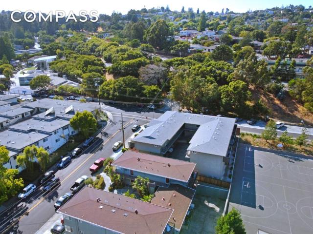 House for sale in Belmont