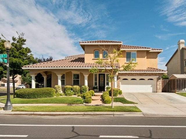 House for sale in Oakdale, California