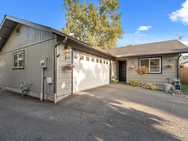 House for sale in Oregonia