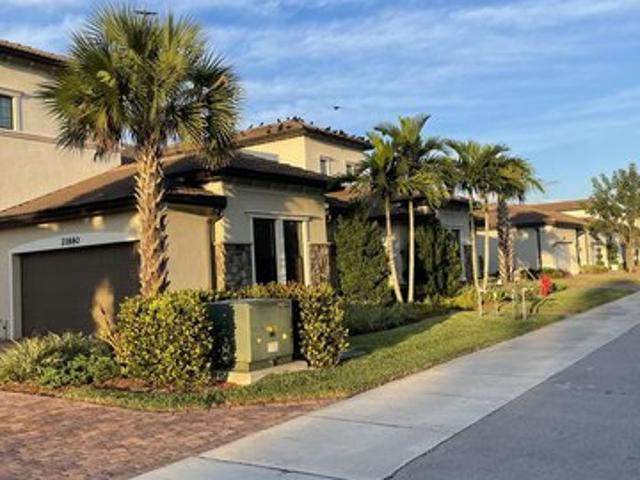 Condo for sale in Boca Raton, Florida