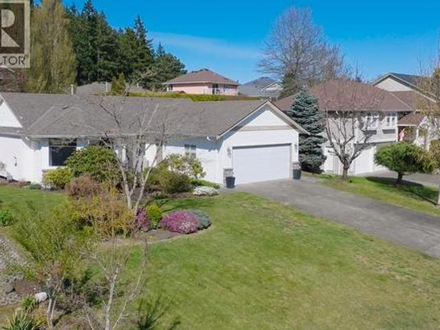 House for sale in Comox, British Columbia