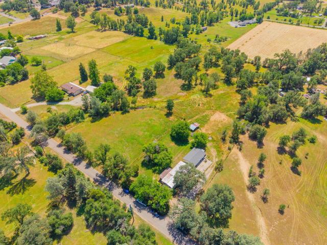 House for sale in Shasta, California