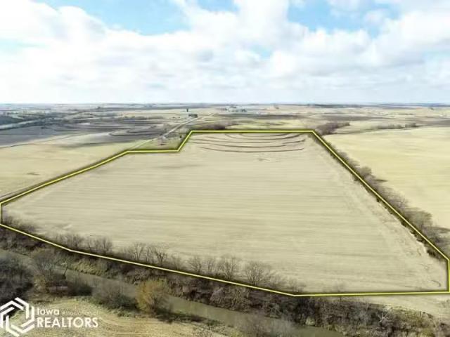 House for sale in Council Bluffs