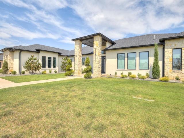 House for sale in Edmond, Oklahoma
