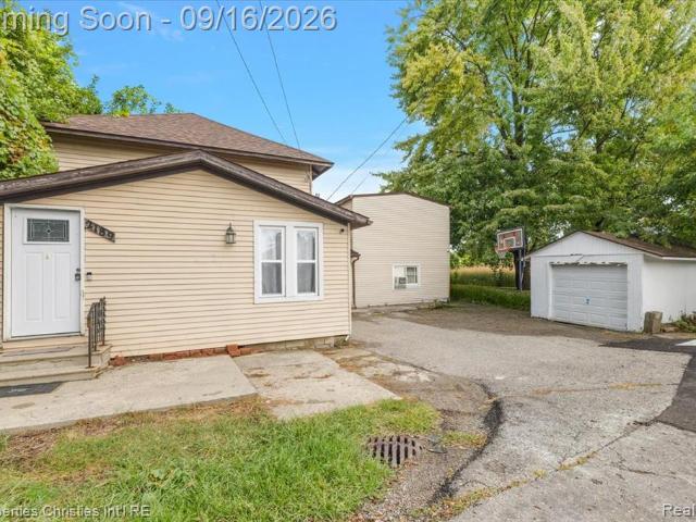 House for sale in Keego Harbor, Michigan