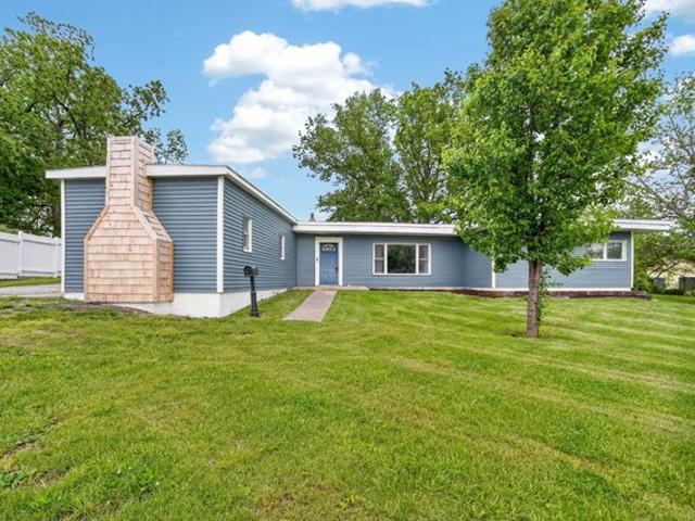 House for sale in Chariton, Iowa