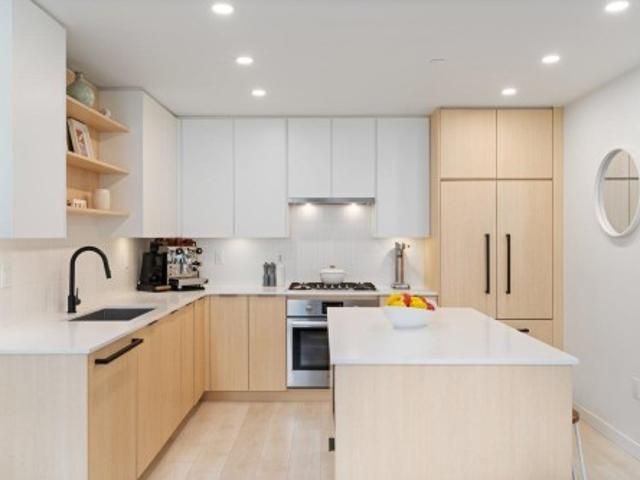 Townhouse for sale in Maplewood, Metro Vancouver Regional District