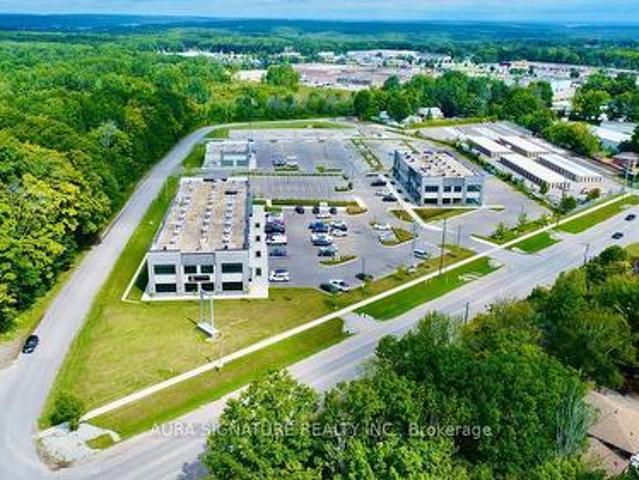 Commercial for rent in Midland, Ontario