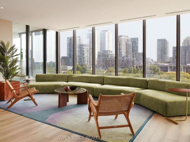 Condo for sale in Toronto, Golden Horseshoe