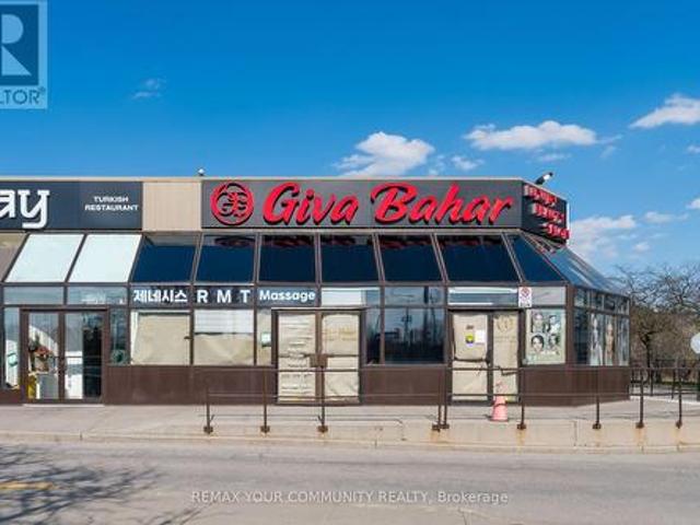 Commercial for rent in York, Ontario
