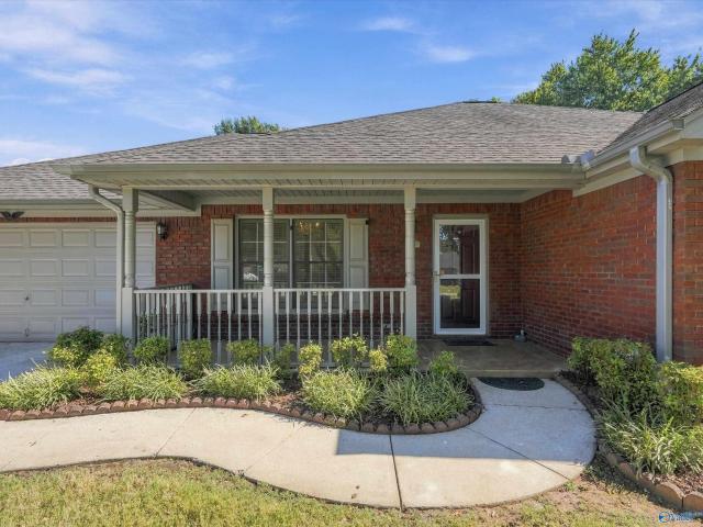 House for sale in Harvest, Madison County