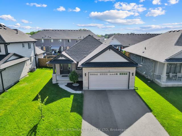 House for sale in Tillsonburg, Ontario