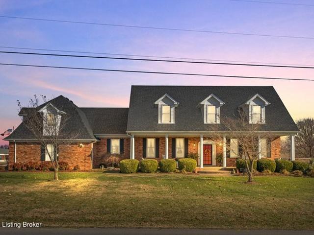 House for sale in Mount Washington, Kentucky