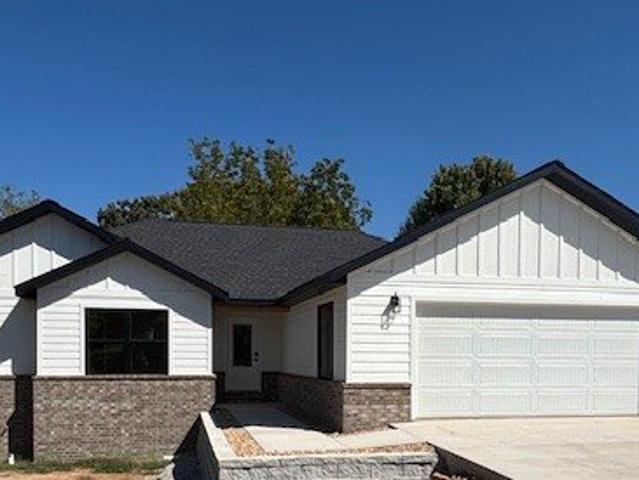 House for sale in Ark