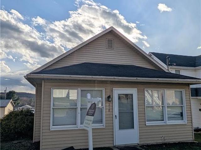 Property for sale in Chicora, Pennsylvania