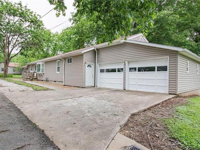 House for sale in Windsor, Missouri