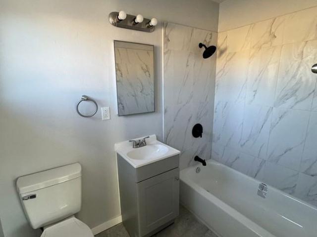 Apartment for rent in Huntington Beach, California