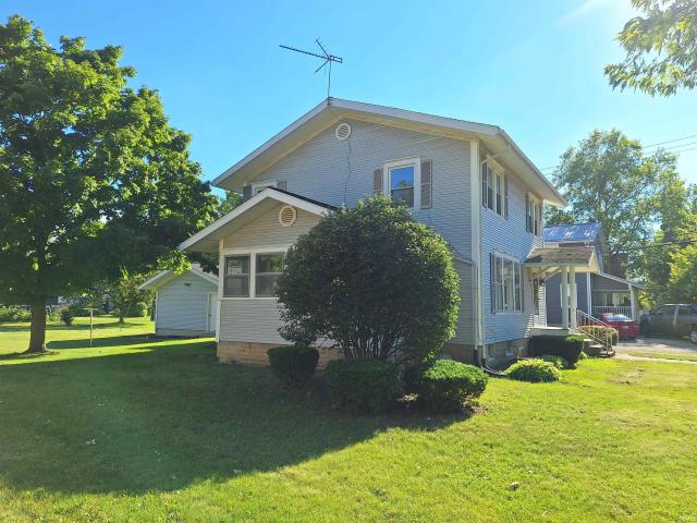 House for sale in Berne, Adams County