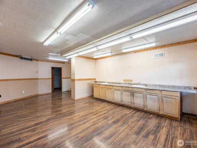 Commercial for sale in Ephrata, Grant County