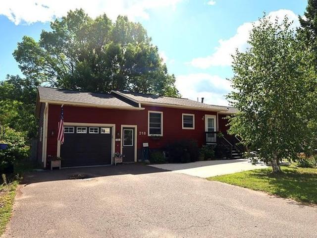 House for sale in DuPont Row, Washburn