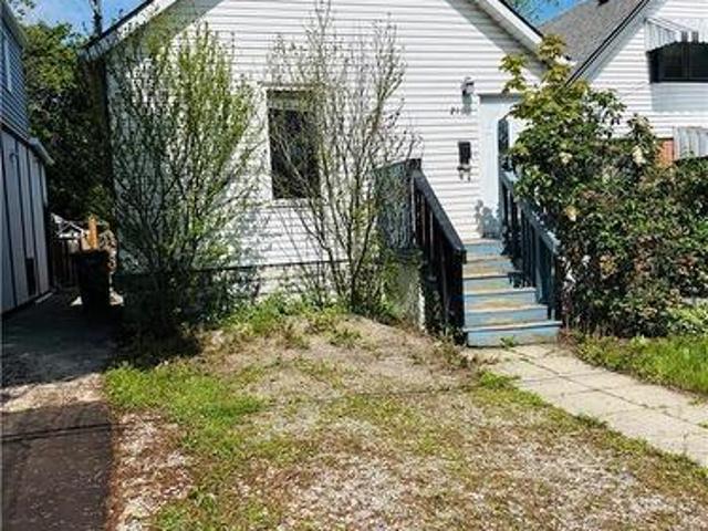 House for sale in Ancaster, Ontario