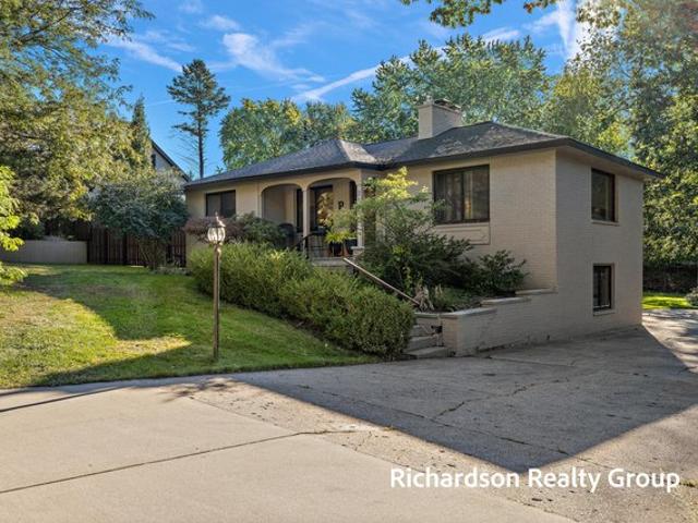 House for sale in Highland Park, Grand Haven